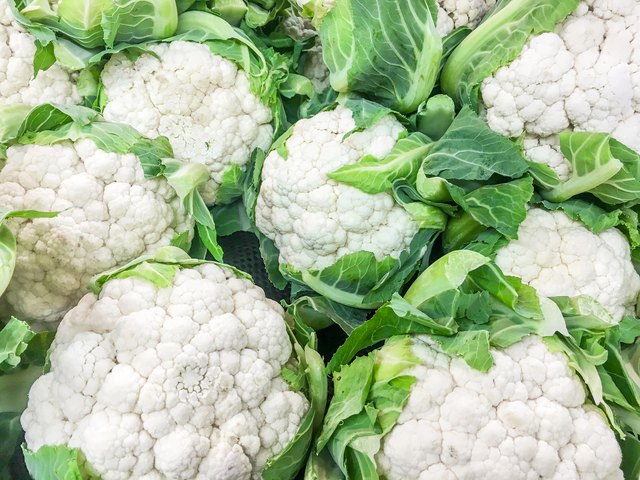 3 Things Eating Too Much Cauliflower Can Do to Your Body
