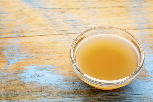 what-s-the-recommended-amount-of-apple-cider-vinegar-per-day-livestrong