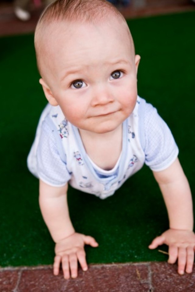 How to Treat Chapped Lips on a Newborn