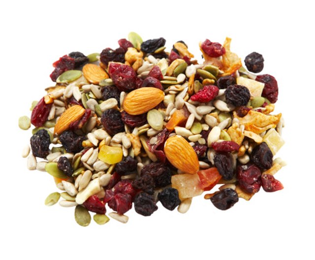 Nutrition in Raisins and Almonds