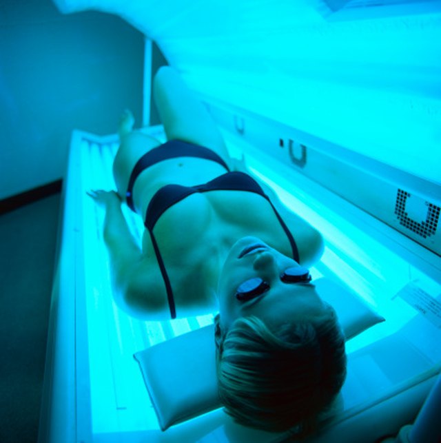 tanning-beds-and-acne-livestrong