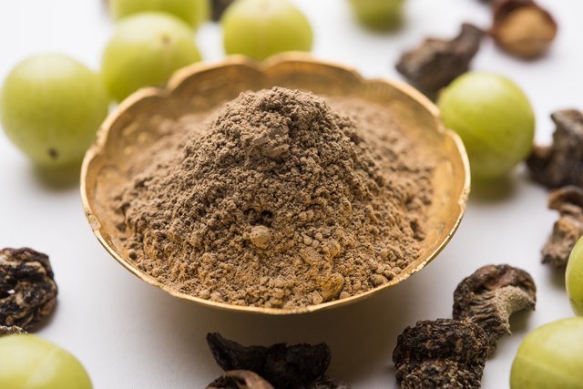 Amla Powder: Benefits, Side Effects And Products To Try | Livestrong