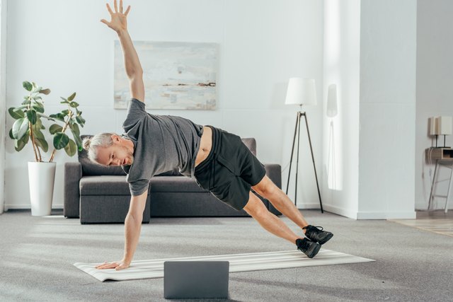 A 5-Minute Core Workout You Can Do Every Day | livestrong