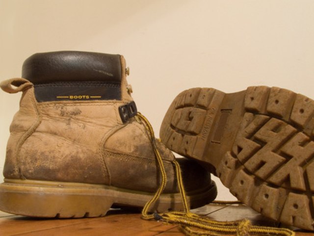 best walking boots in snow and ice
