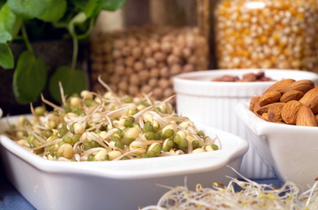 Health Benefits of Alfalfa Sprouts | Livestrong.com