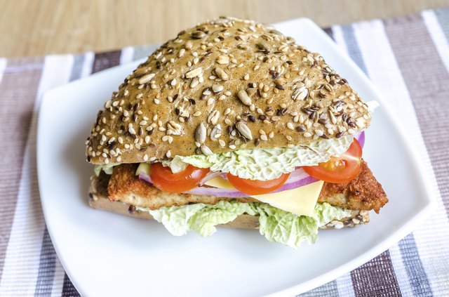 Triangle wholewheat-bun hamburger