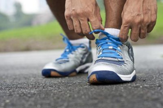 aftale web Bevise Can I Play Basketball in Running Shoes? | livestrong