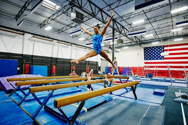 ELITE KIDS GYM Uneven Bars Set - American Gymnast and Ninja