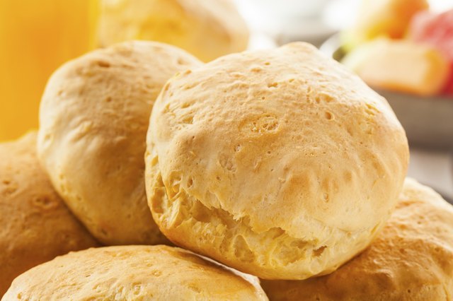 Homemade Hot Buttermilk Biscuits