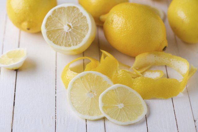 Does Lemon Juice Work for Teeth Whitening? | Livestrong.com