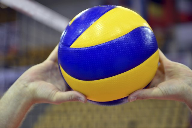 Volleyball Setter Rules | Livestrong.com