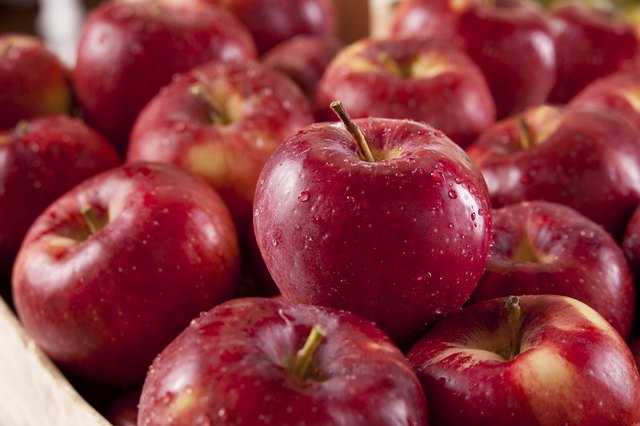 How Acidic Are Apples how-acidic-are-apples