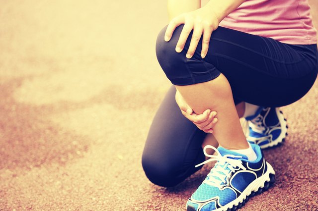 How to Lose Weight When You Have Knee Injuries | livestrong