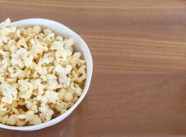 Pop corn in a bowl