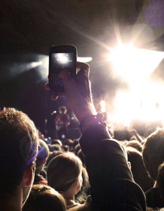 How to Make Ears Stop Ringing After a Concert