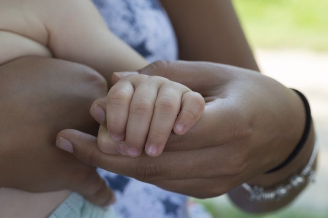 advantages-disadvantages-of-interracial-adoption-livestrong