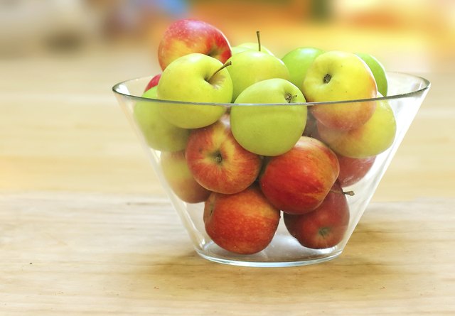 bowl of apples