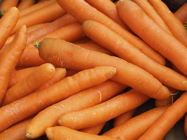 carrot allergy cross reactivity