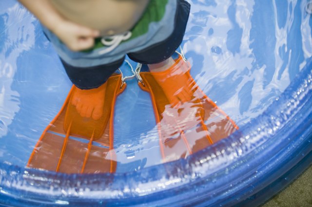 keep pool water clean