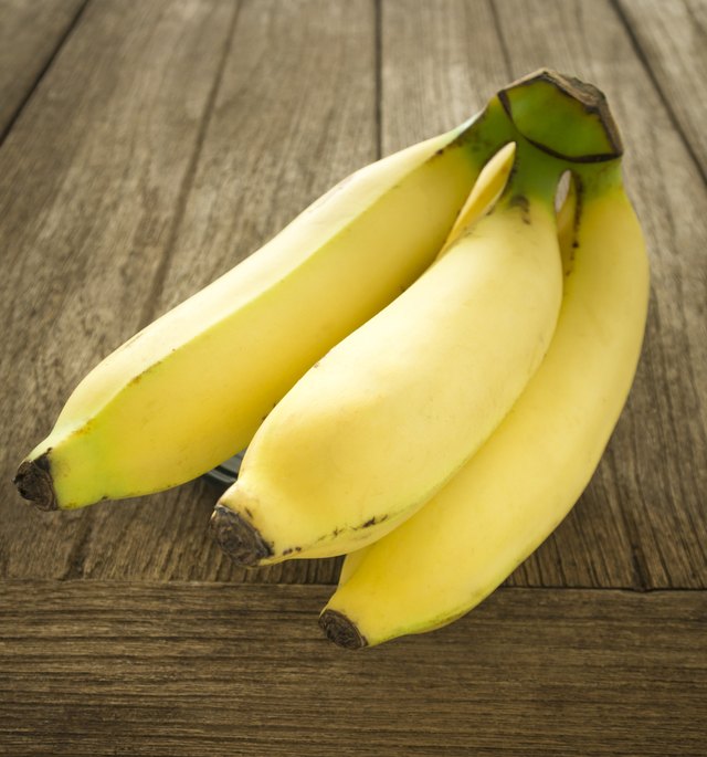 How to Make Vinegar From Banana Peelings | Livestrong.com