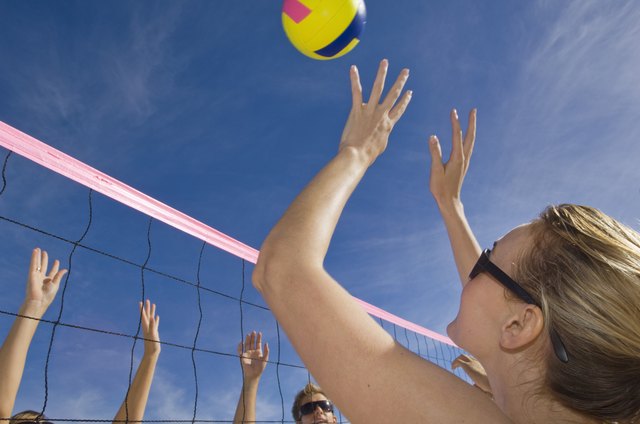 Newton's Three Laws of Motion for Volleyball | Livestrong.com