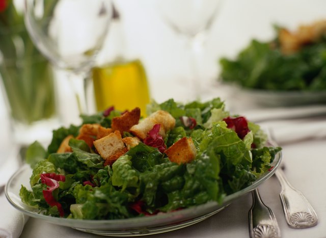 What Side Dish Goes With Beef Tips? | livestrong
