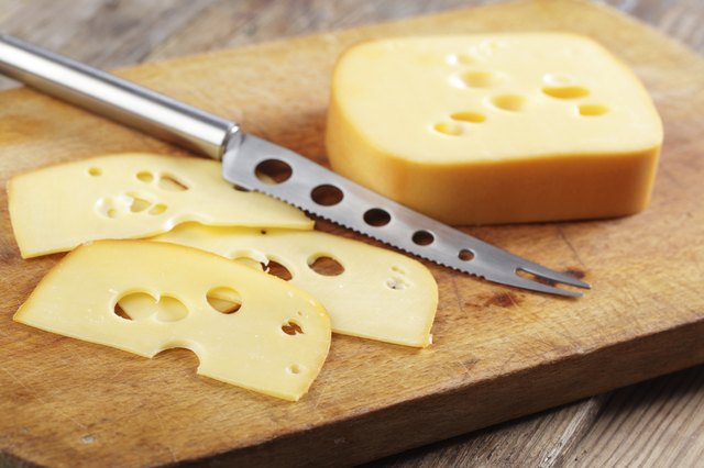 Sliced cheese