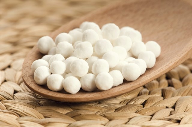 white tapioca pearls