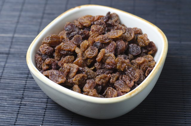 are-raisins-high-in-iron-livestrong