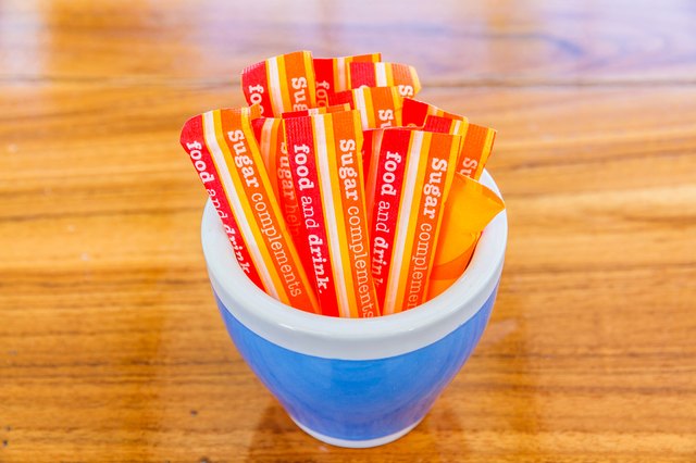 how-does-sugar-affect-energy-levels-livestrong