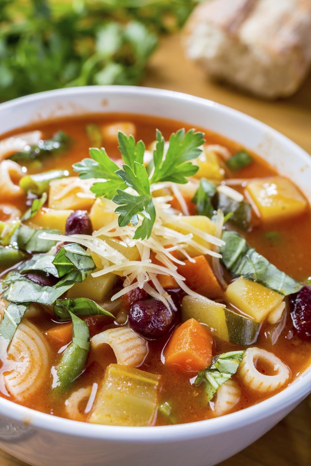 Olive Garden Minestrone Soup Nutrition Facts | Livestrong.com