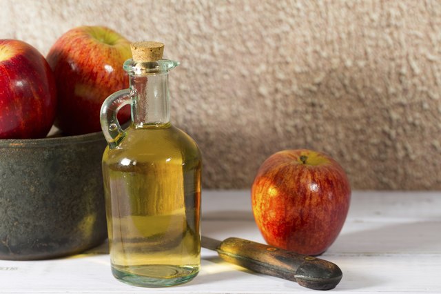 does-apple-cider-vinegar-lower-blood-pressure-livestrong