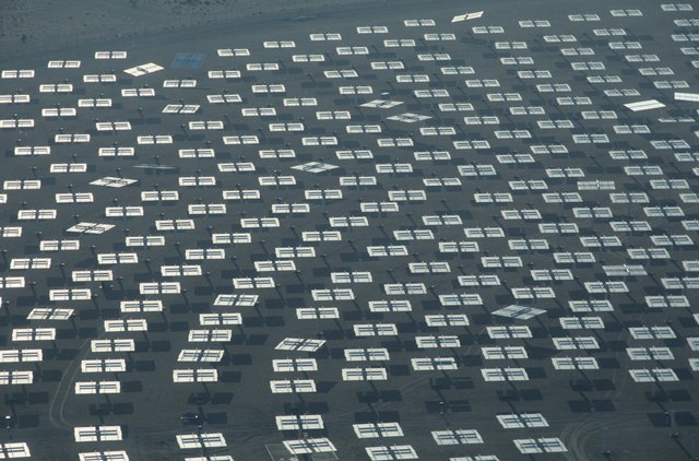 Solar One-Solar Energy panel array, 300 mirrors, elevated view
