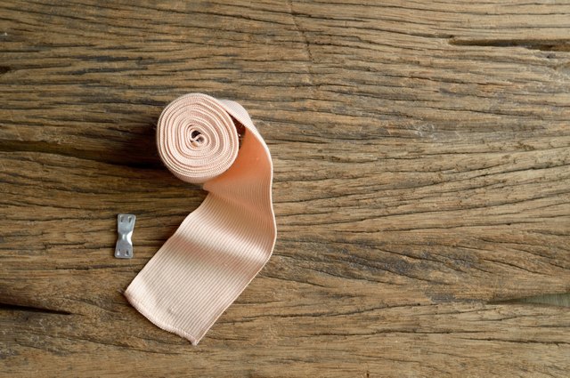 elastic bandage