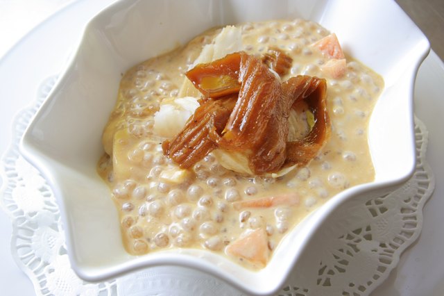 Eastern dessert named sago gula malaka