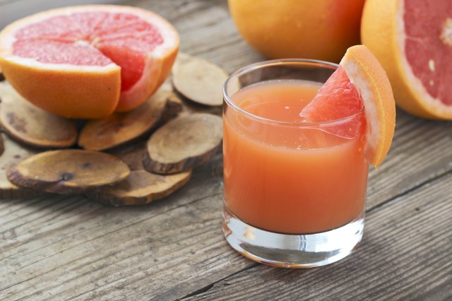 eating grapefruit and medications