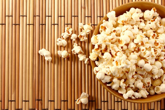 Can Diabetics Eat Popcorn? | Livestrong.com