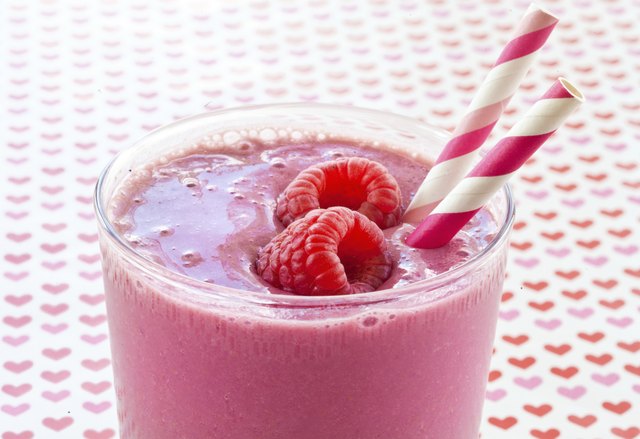 Smoothie with fresh raspberry