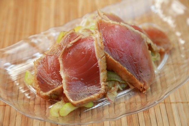 is-seared-tuna-safe-in-pregnancy-livestrong