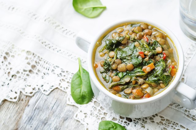Lentil spinach soup