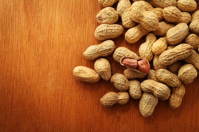 peanuts or groundnuts in shells