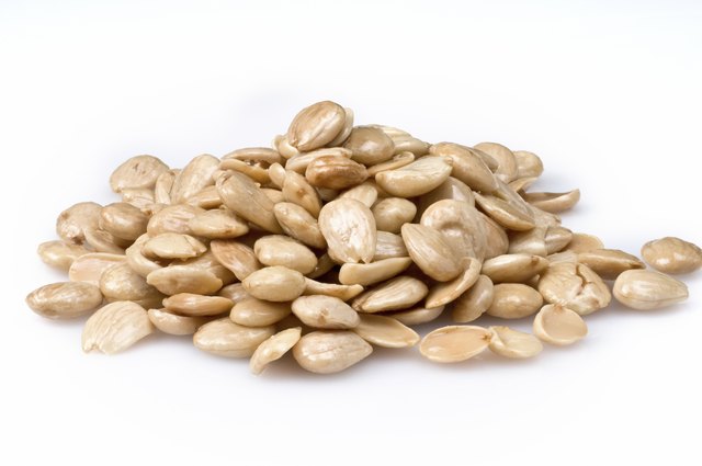 Toasted peeled almonds