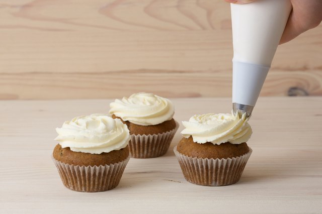 How to Fix Cupcakes | livestrong