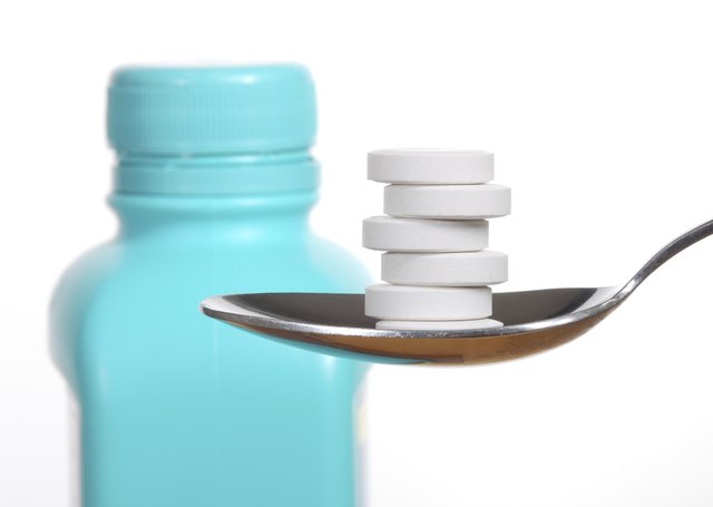 medications-that-contain-lactose-livestrong