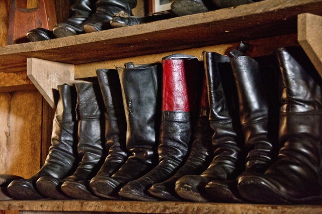 How to Stretch the Calves on Leather Boots | Livestrong.com
