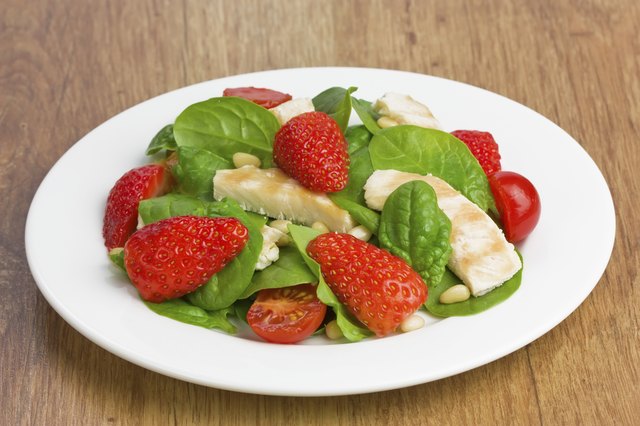 Spinach chicken strawberry salad