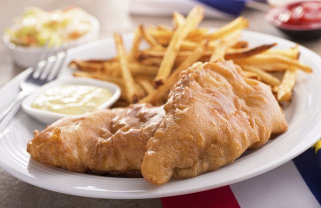 The Carbohydrates & Proteins in Fried Fish | livestrong