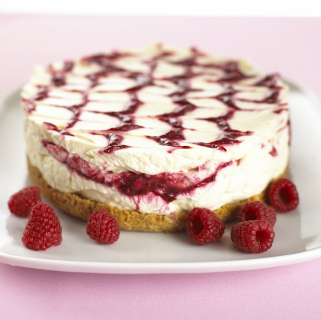 Raspberry cheesecake, close up
