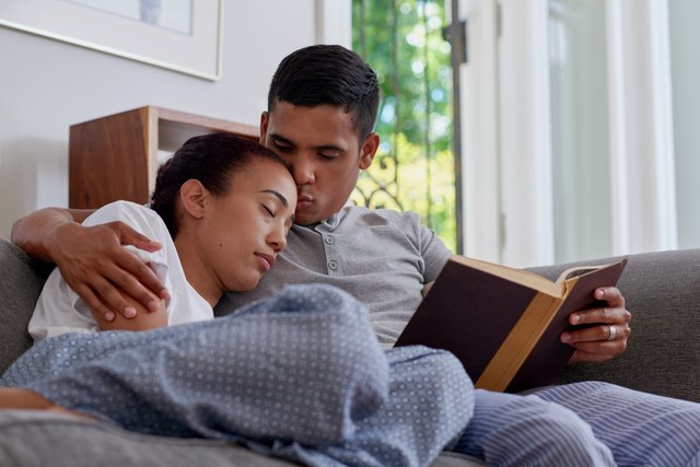 husband read wife sleep