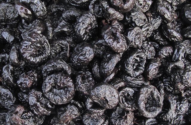 Dried plums prunes